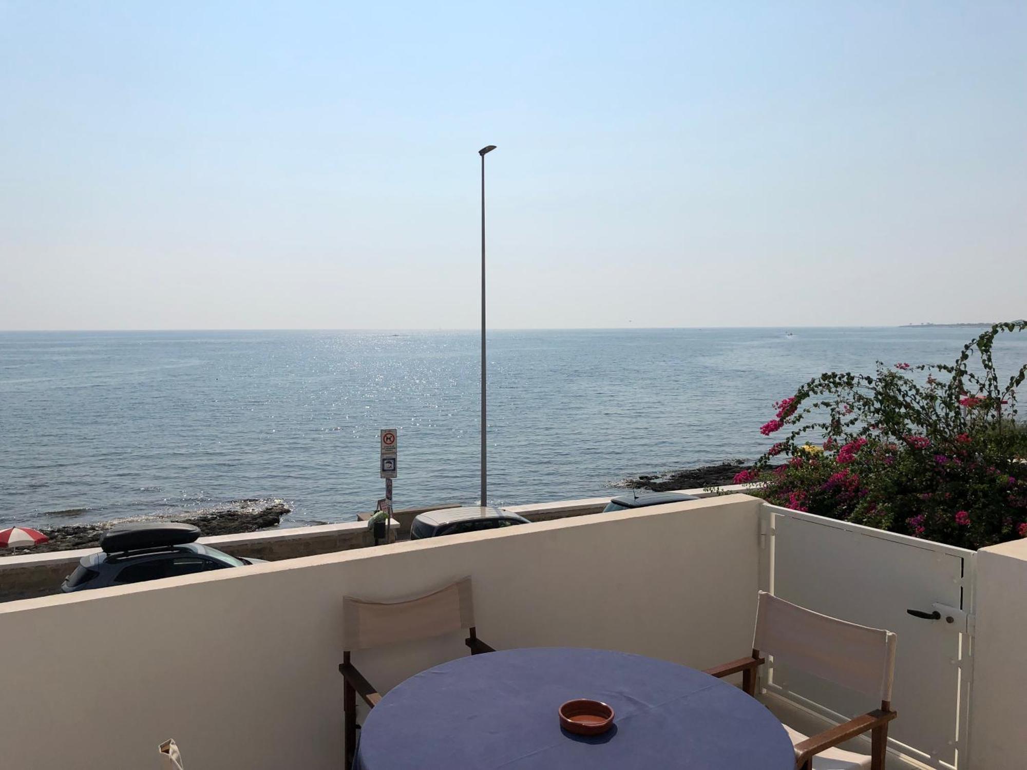 Casa Fronte Mare A Torre Vado Villa Exterior photo